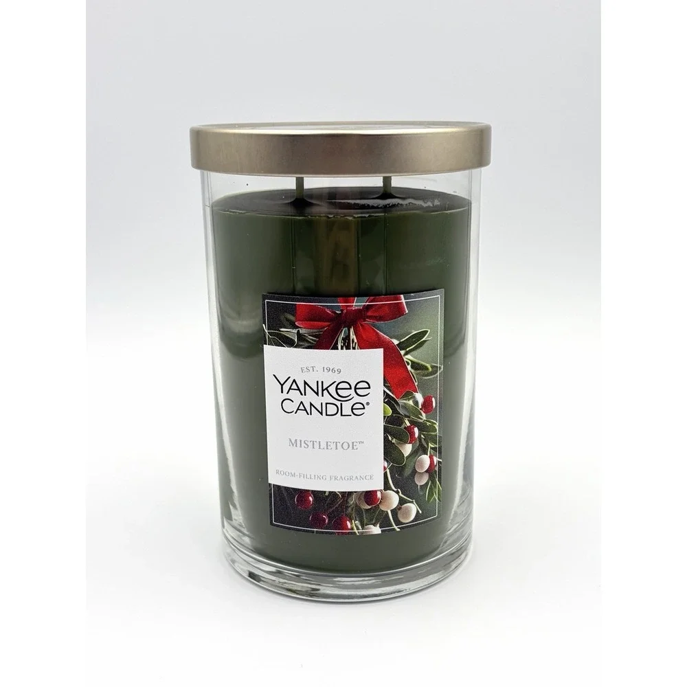 Yankee Candle Mistletoe 20 oz Green Wax 2-Wick Scented Jar Candle Holiday New